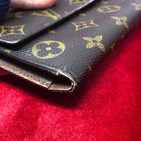 Authentic Louis Vuitton Monogram wallet lo… - Picture 10 of 16